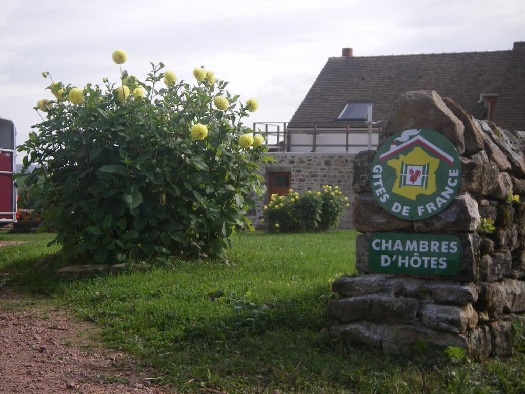 Le Trot'In Chair Bed and Breakfast Martigny-le-Comte Zewnętrze zdjęcie