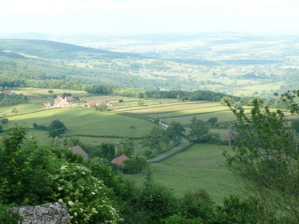 Le Trot'In Chair Bed and Breakfast Martigny-le-Comte Zewnętrze zdjęcie