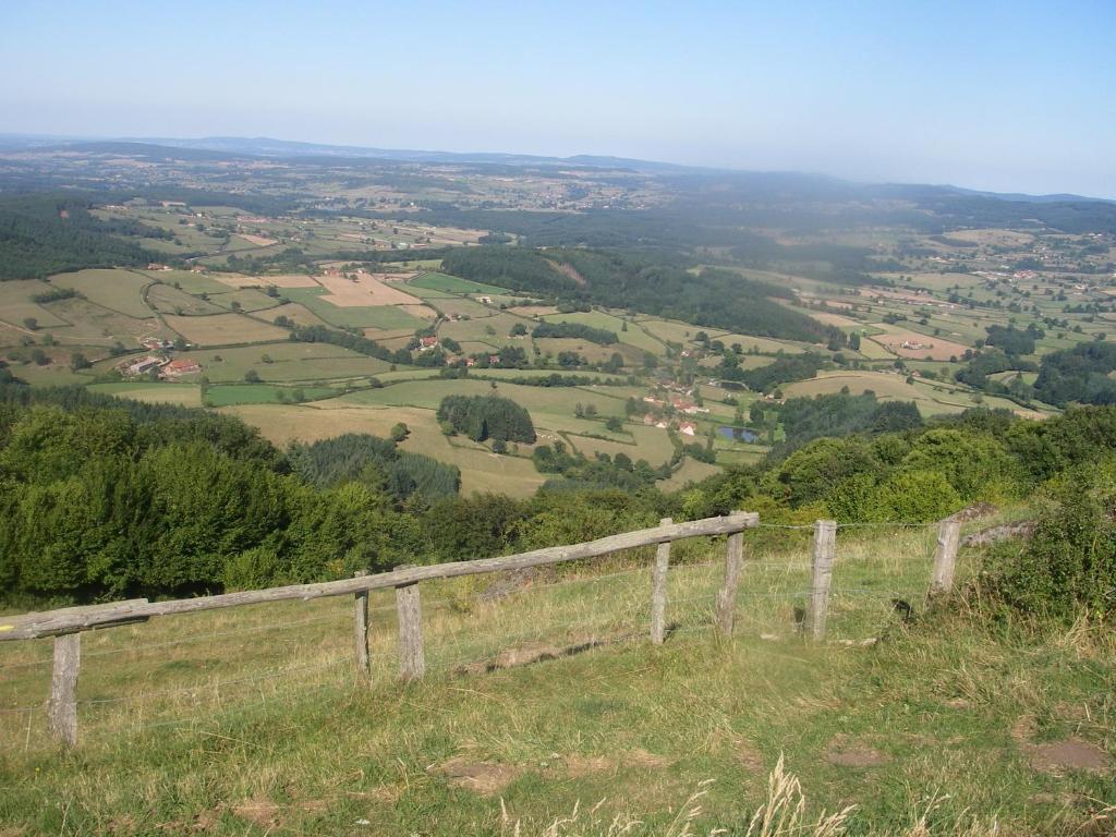 Le Trot'In Chair Bed and Breakfast Martigny-le-Comte Zewnętrze zdjęcie